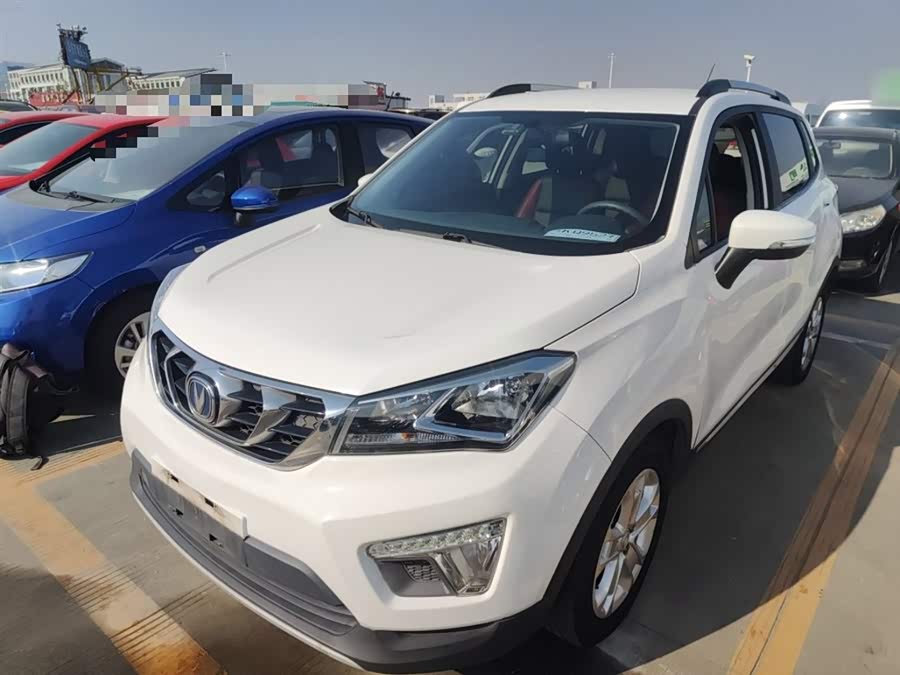 Changan CS15 2018 صورة سيارة #3