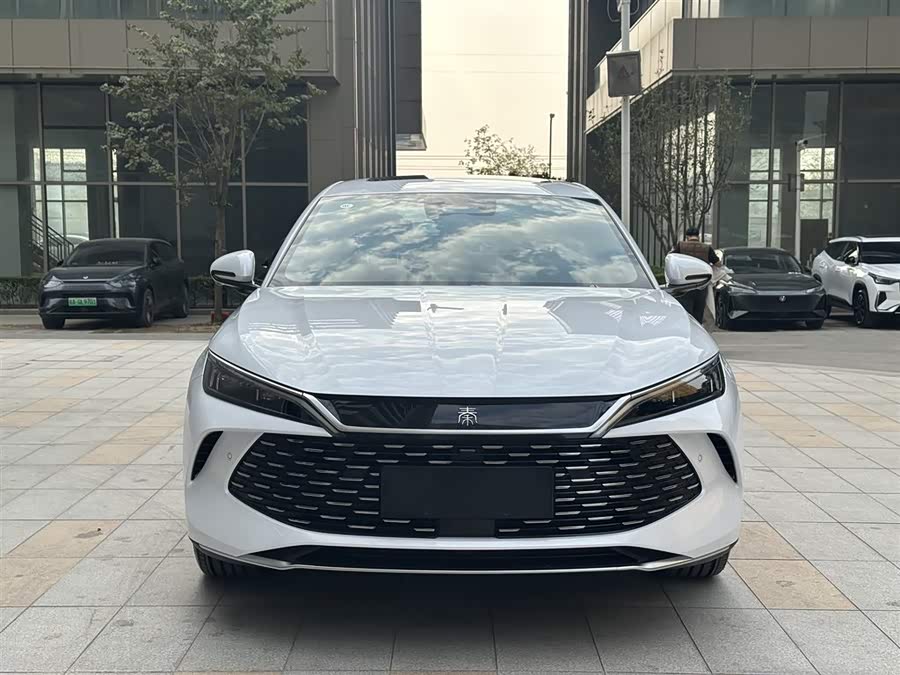 BYD Qin L 2025 car image #3