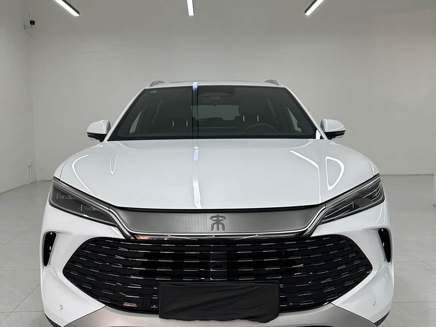 BYD SongL DM-i 2025 #3 BYD SongL DM-i 2025 car image #3