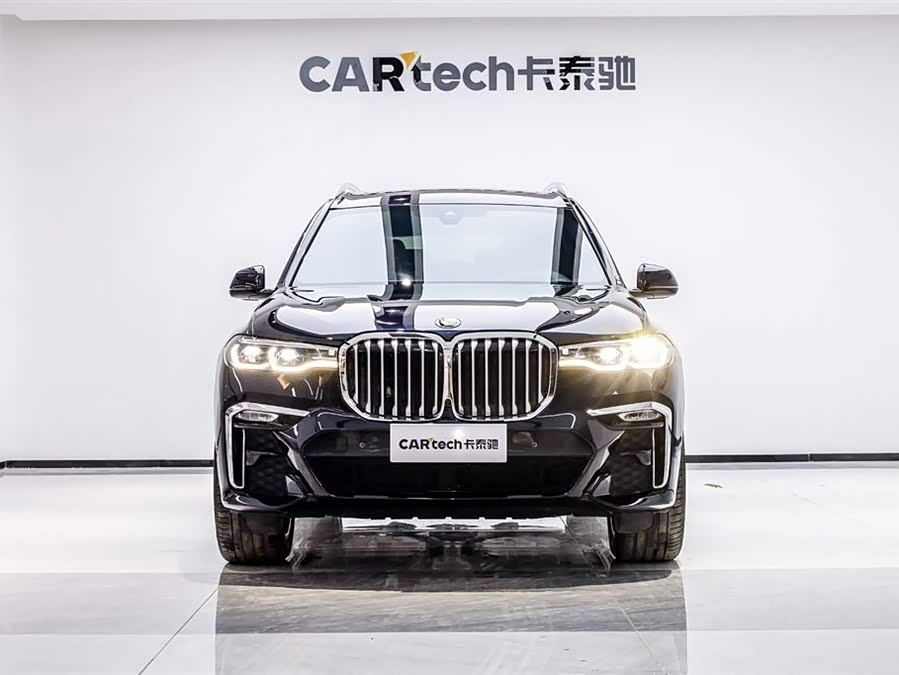 BMW X7 2022 immagine di auto #3
