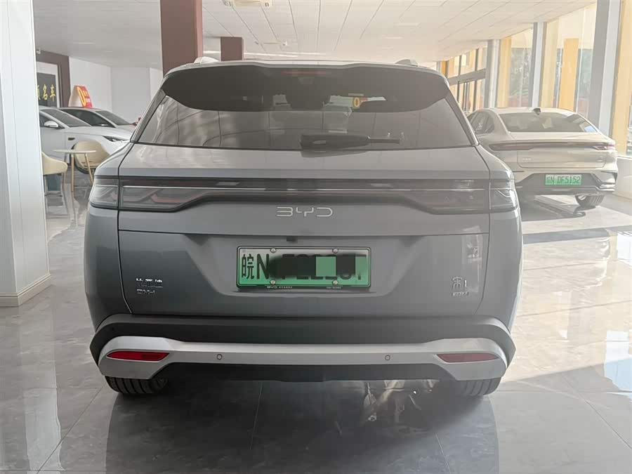 BYD SongL DM-i 2025 car image #3