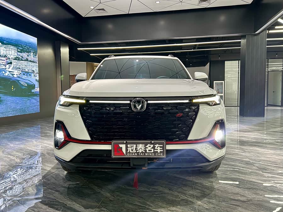 Changan CS35 Plus 2022 صورة سيارة #3