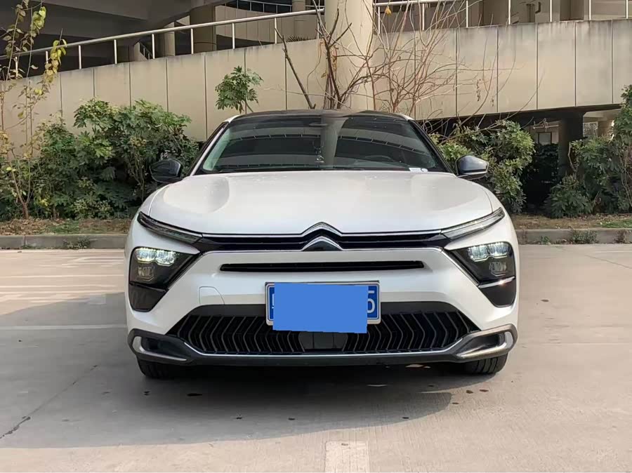 Citroen C5 X 2022 #3 Citroen C5 X 2022 صورة سيارة #3