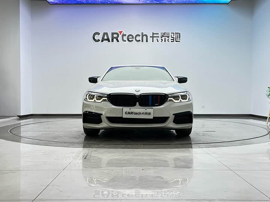 BMW 5 Series 2019 car image #3