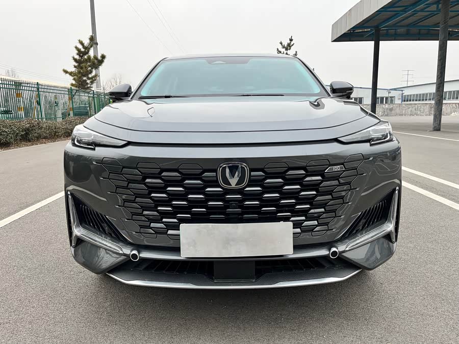 Changan UNI-K iDD 2025 car image #3