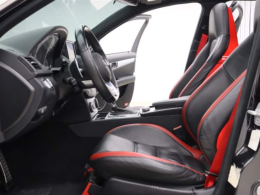 Mercedes-Benz C AMG 2010 immagine di auto #3