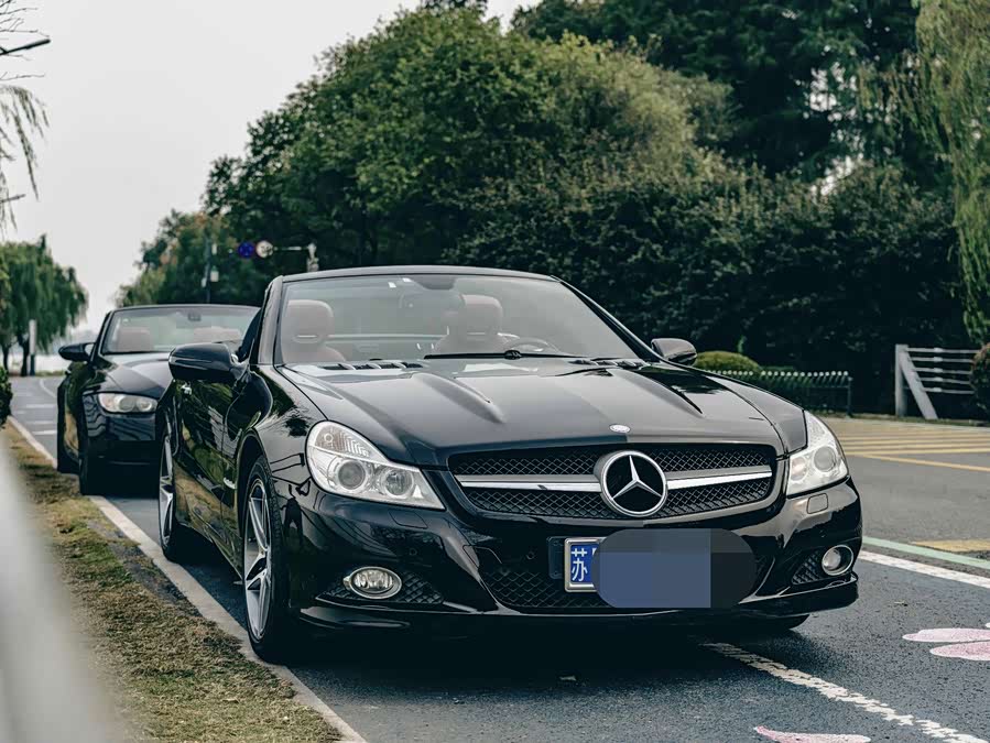 Mercedes-Benz SL Class 2009 car image #3