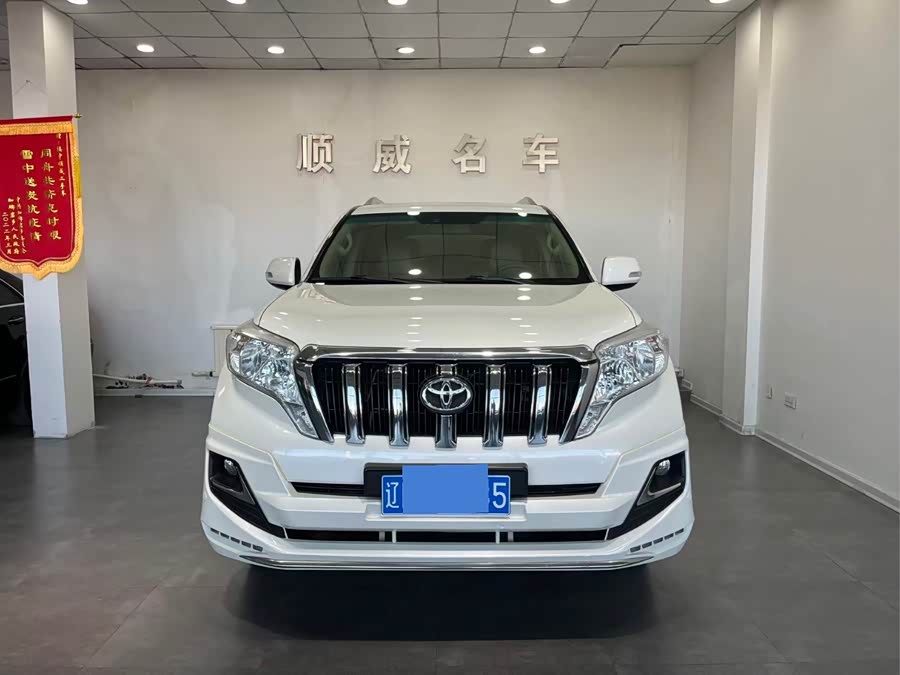 Toyota 2014 car image #3