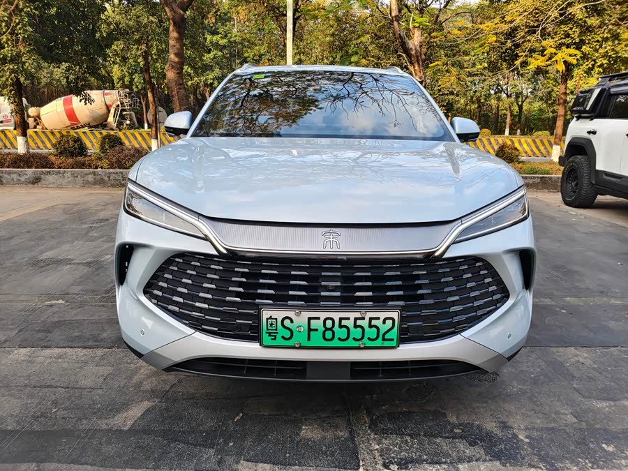 BYD SongL DM-i 2025 car image #3
