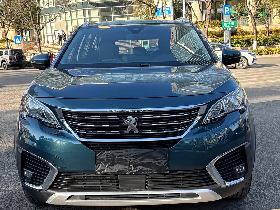 Peugeot 5008 2017 car image #3