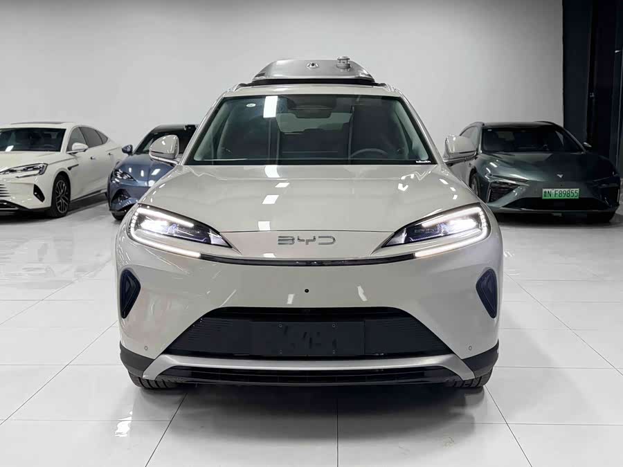 BYD Sea Lion 07 DM-i 2025 car image #3