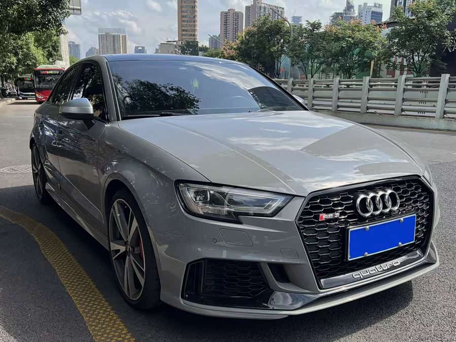 奥迪 奥迪RS 3 2018 汽车图片 #3