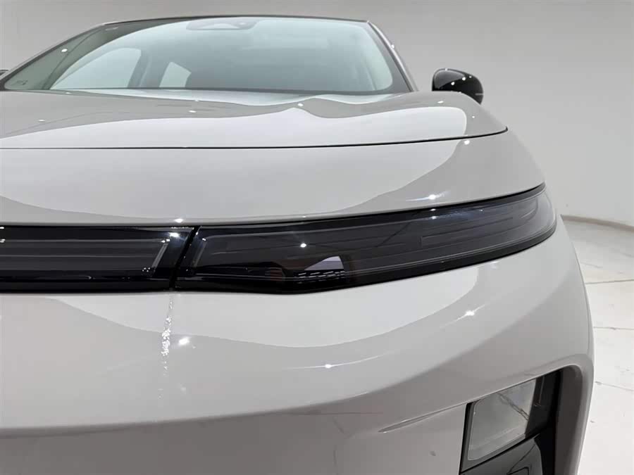 零跑汽车 零跑B10 2025 汽车图片 #3