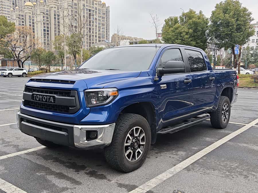 Toyota Tundra 2014 immagine di auto #3
