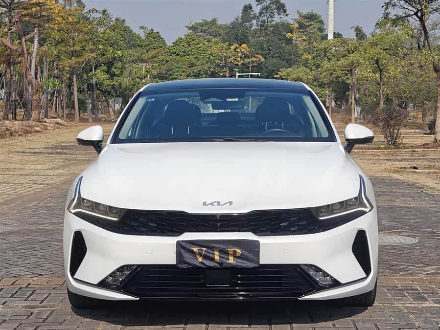 Kia K5 2021 car image #3