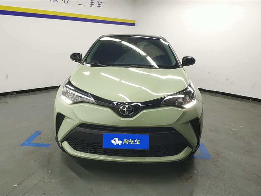 Toyota C-HR 2022 immagine di auto #3