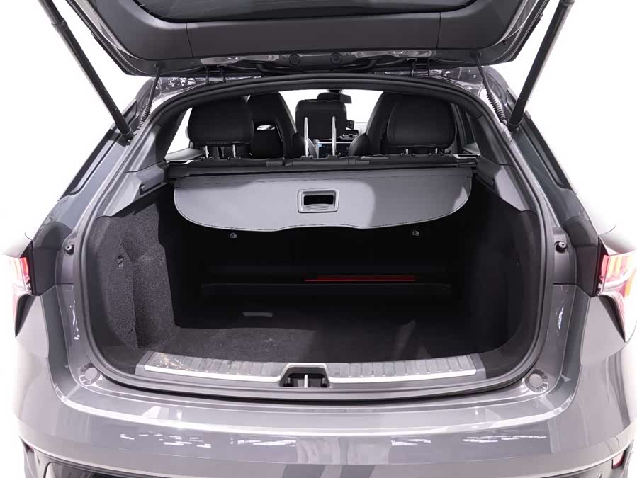 Lynk & Co 02 2020 car image #3