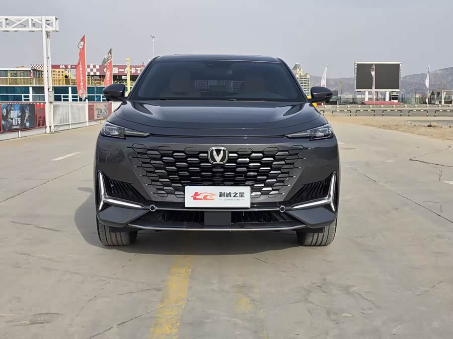 Changan UNI-K 2023 car image #3