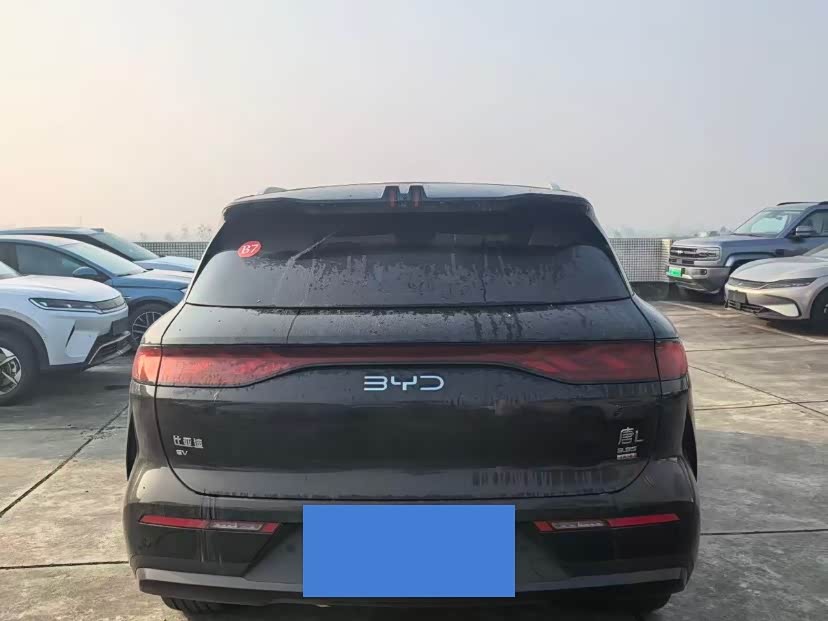 BYD Tang L 2025 immagine di auto #3