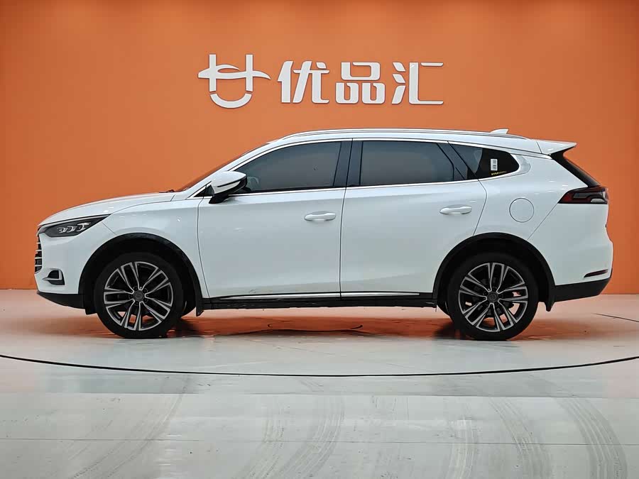 BYD Tang 2018 #3 BYD Tang 2018 car image #3