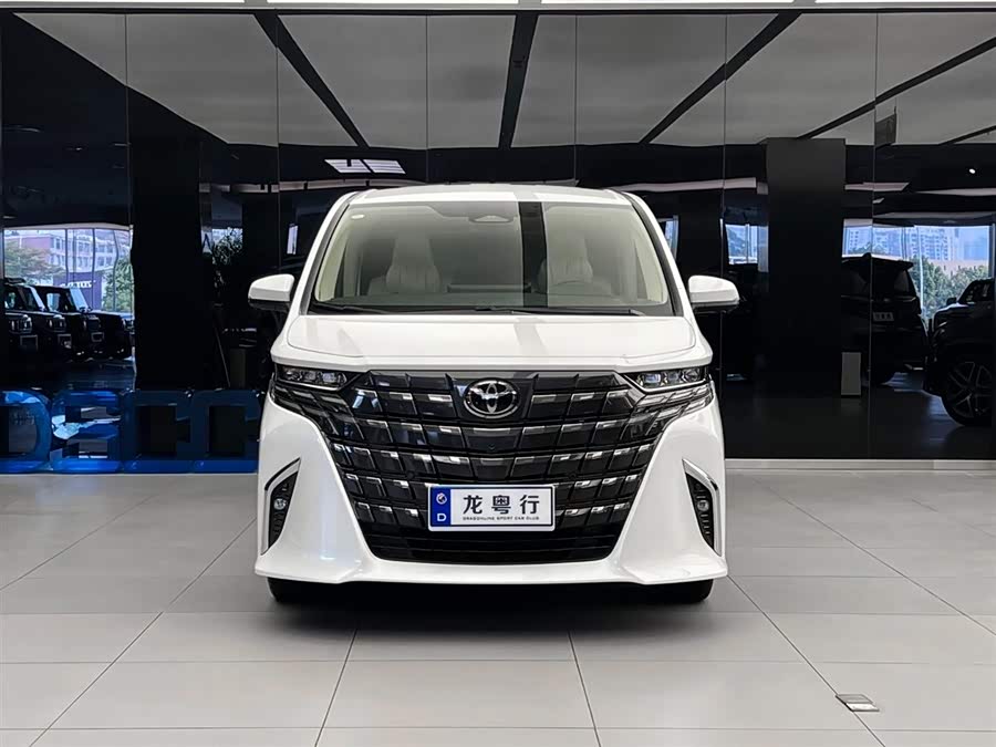 Toyota Alphard 2024 #3 Toyota Alphard 2024 car image #3