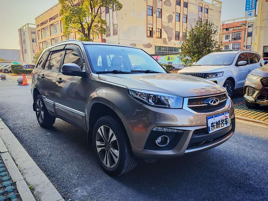 Chery Tiggo 3 2014 car image #3