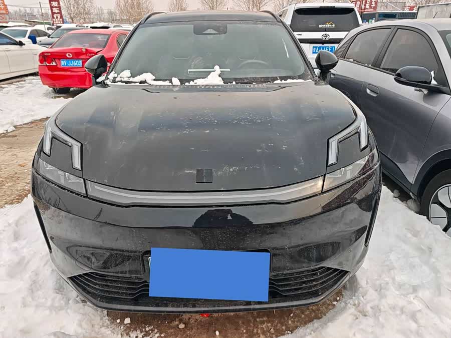 Lynk & Co 08 EM-P 2024 car image #3