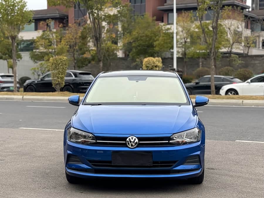 Volkswagen Polo 2020 car image #3