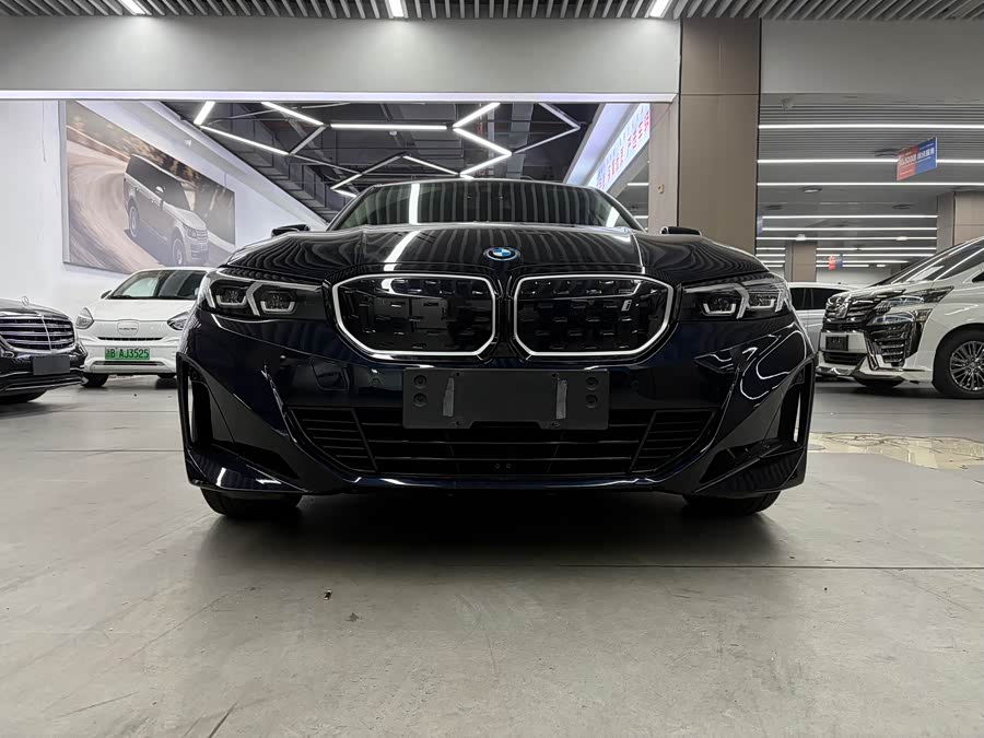 BMW i3 2023 car image #3