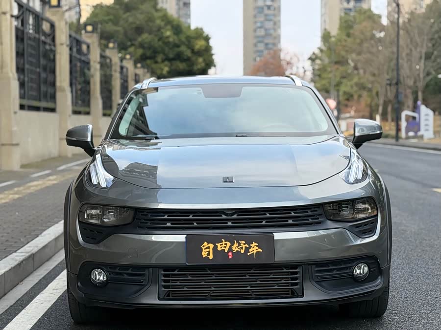 Lynk & Co 02 2022 #3 Lynk & Co 02 2022 car image #3