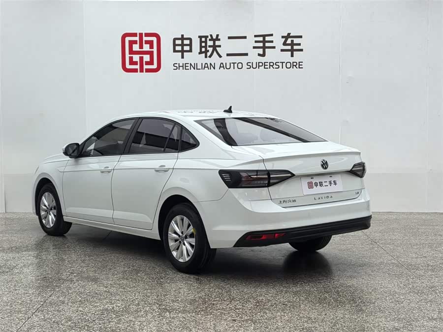 Volkswagen Lavida 2023 car image #3