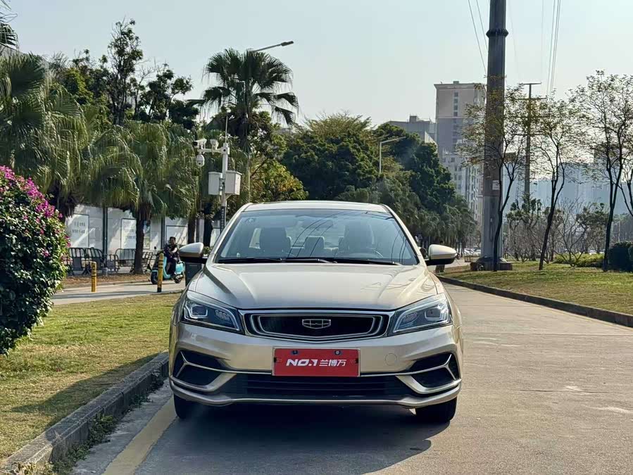 GEELY Emgrand 2019 car image #3