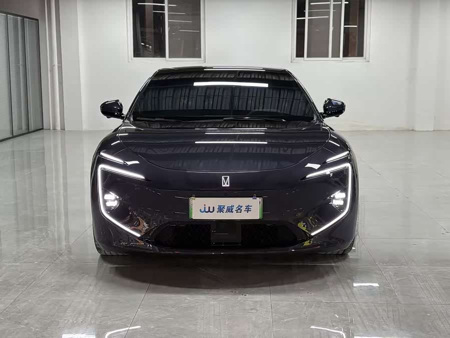 Avatr 12 2024 car image #3