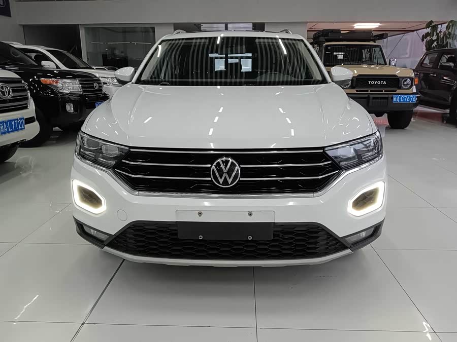 Volkswagen T-Roc 2023 #3 Volkswagen T-Roc 2023 car image #3