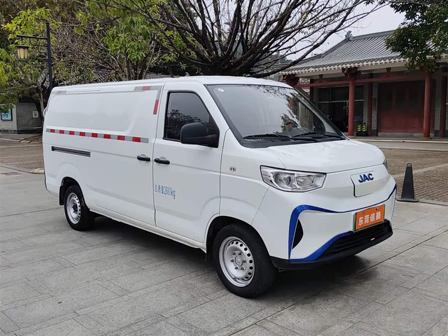 JAC 2024 #3 JAC 2024 imagen de coche #3