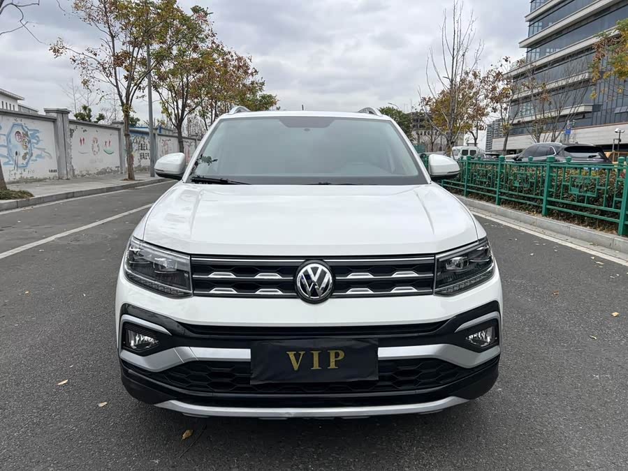 Volkswagen T-Cross 2019 #3 Volkswagen T-Cross 2019 car image #3