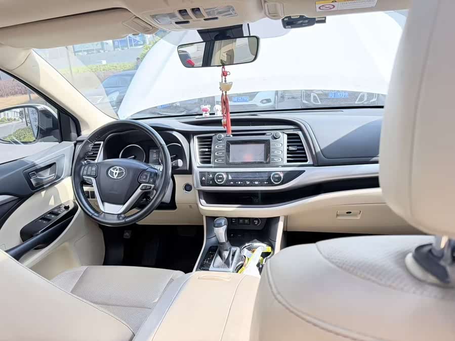 Toyota Highlander 2018 #3 Toyota Highlander 2018 car image #3
