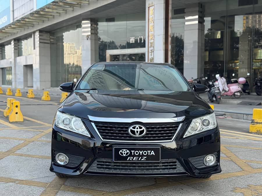 Toyota Camry 2014 immagine di auto #3