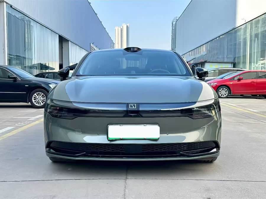 极氪 极氪007 2025 汽车图片 #3