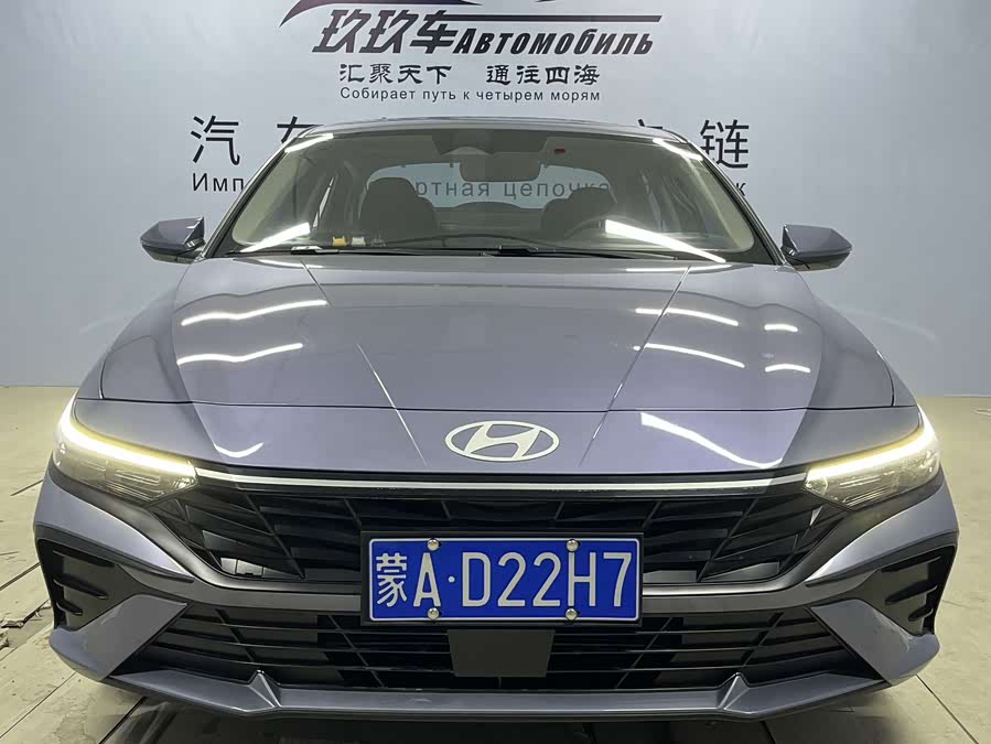 Hyundai Elantra 2024 car image #3