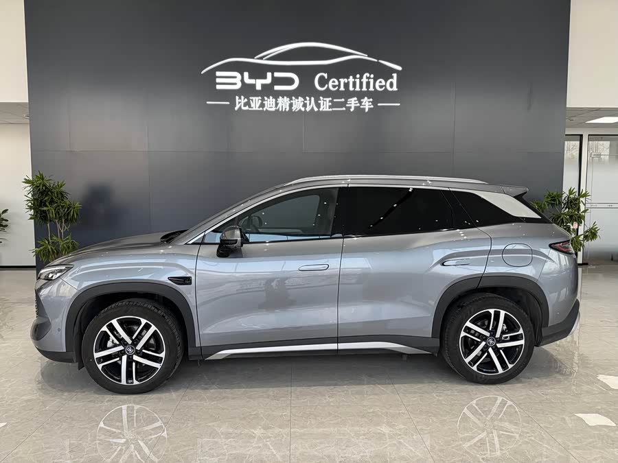 BYD SongL DM-i 2024 #3 BYD SongL DM-i 2024 car image #3