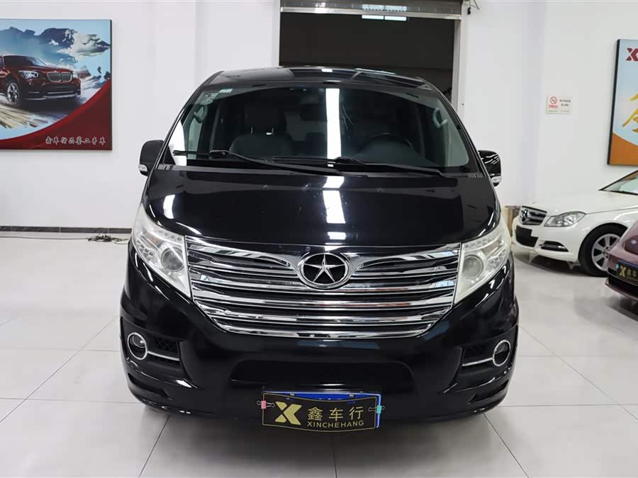 JAC 2015 car image #3