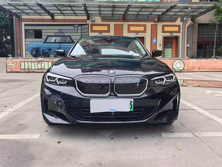 BMW i3 2024 car image #3
