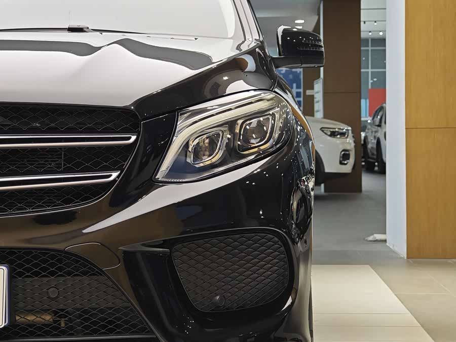 Mercedes-Benz GLE Class 2016 car image #3