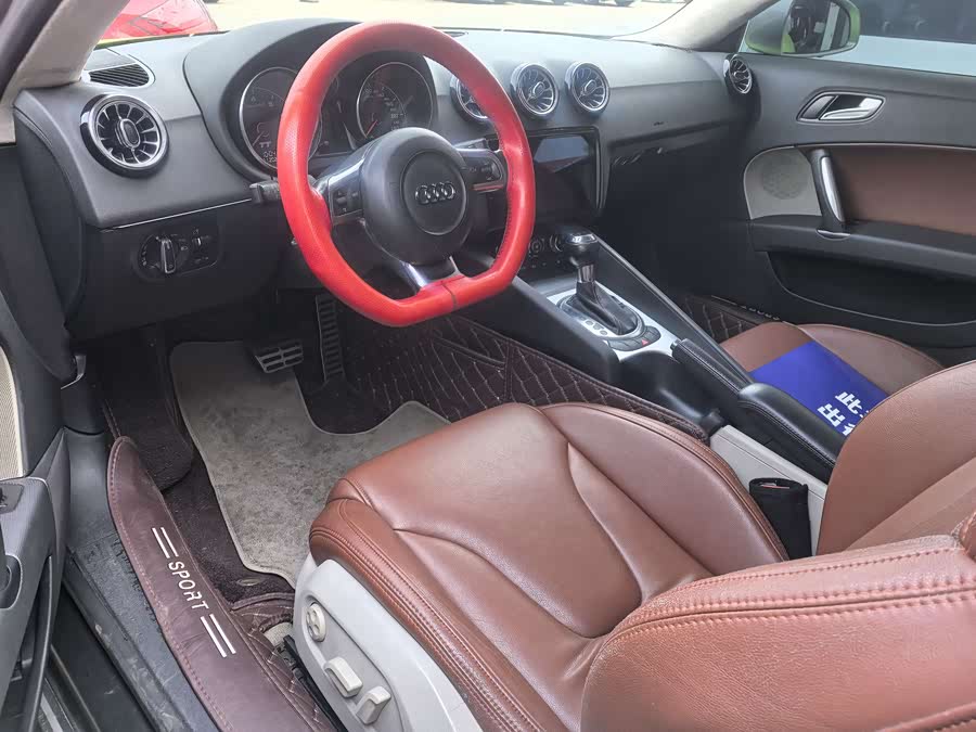 Audi TT 2009 car image #3