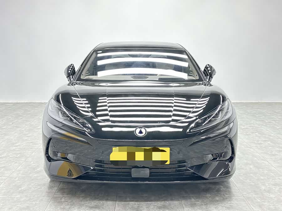 Denza Z9 2024 car image #3