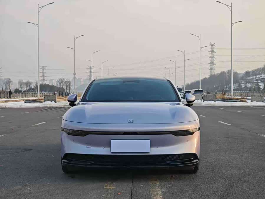 极氪 极氪007 2024 汽车图片 #3