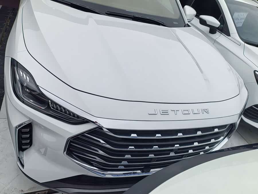 Jetour X70 PLUS 2022 car image #3
