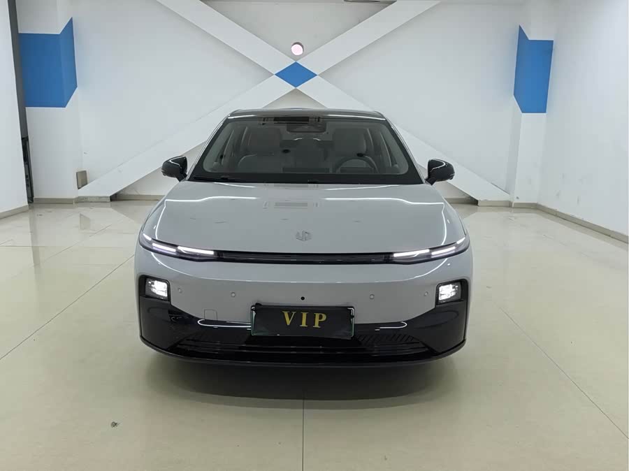 零跑汽车 零跑B01 2025 汽车图片 #3