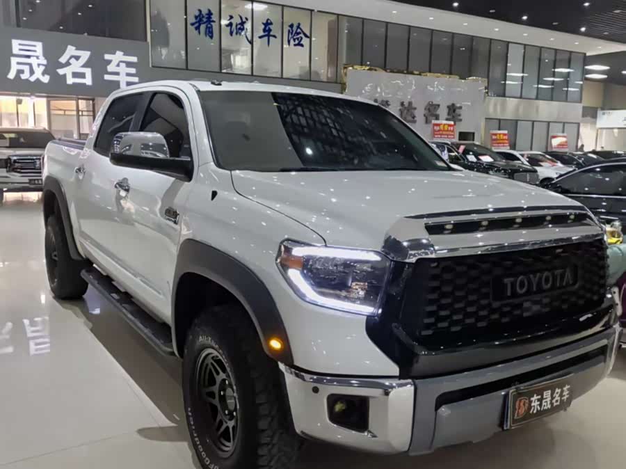 Toyota 2017 car image #3